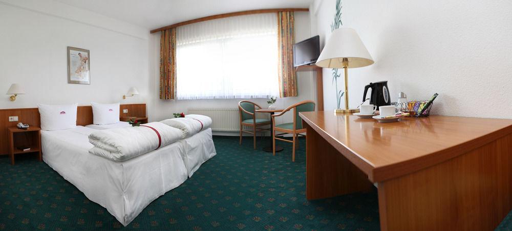 Hotel Amerika บาด ชุสเซนรีด ภายนอก รูปภาพ