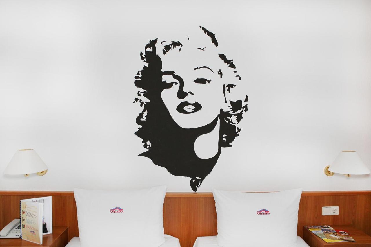 Hotel Amerika บาด ชุสเซนรีด ภายนอก รูปภาพ